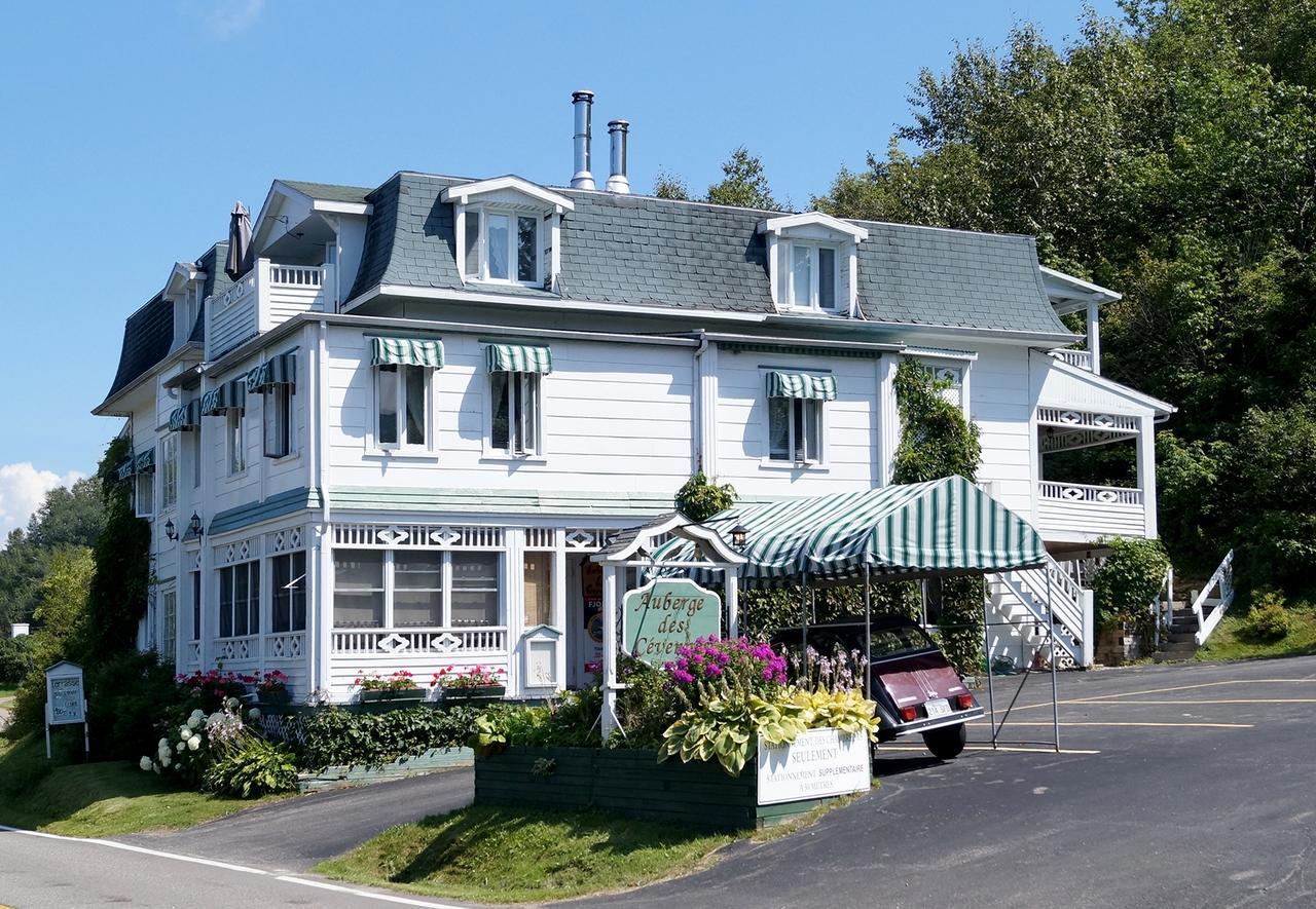 Auberge Des Cevennes LʼAnse-Saint-Jean Eksteriør billede